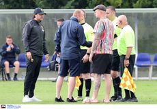 Απίστευτη ένταση στο φιλικό της ΑΕΚ - Ήρθαν στα χέρια οι παίκτες, βρισιές από τον προπονητή της Ζούλτε στα ελληνικά! (vid)