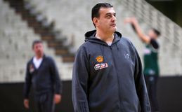 Ο Θανάσης Γιαπλές νέος προπονητής του Ηρακλή