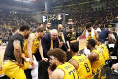 Η ΑΕΚ αλλάζει από τα… θεμέλια!