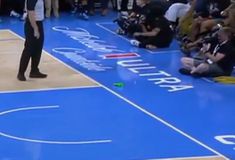 Θεατής πέταξε sex toy σε αγώνα WNBA, για δεύτερη φορά μέσα σε λίγες μέρες (vid)