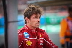 Ιταλικά ΜΜΕ: «Ατελείωτα βάσανα για τη Ferrari»