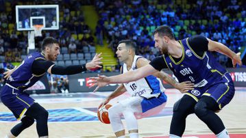 Η συνεργασία Σλούκα και Παπανικολάου (vid)