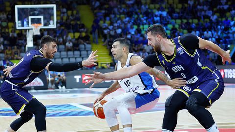 Η συνεργασία Σλούκα και Παπανικολάου (vid)