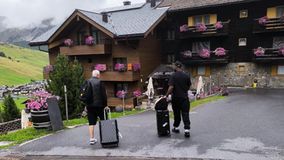 Έφτασε στο Λιβίνιο η ΑΕΚ