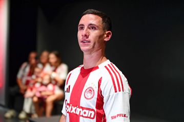 Τα δάκρυα του Ποντένσε στο νέο μουσείο του Ολυμπιακού: «Ζήσαμε θρυλικές στιγμές που θα είναι χαραγμένες στο μυαλό μου» (vid)