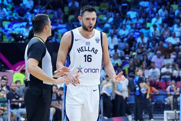 Παπανικολάου: «Οι διαιτητές μπορεί να είχαν ένα κακό παιχνίδι, αλλά αφήσαμε να μας επηρεάσει παραπάνω»