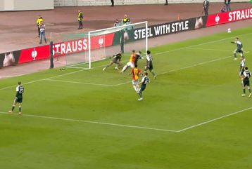 Ισοφάρισε η Γκόου Αχέντ Ιγκλς με προβολή του Σμιτ