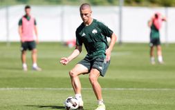 Ποιος είναι ο μαθητής της Λεοντείου Βασίλης Λάβδας που βρίσκεται στην αποστολή του Παναθηναϊκού (vid)