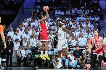 Τα ιδανικό ξεκίνημα του Ολυμπιακού και η εφιαλτική συνέχεια στα σουτ