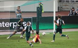 Οι τελικές ήταν 33-6 για τον Παναθηναϊκό που έτρεξε 31 χιλιόμετρα παραπάνω αλλά η Γκόου Αχέντ πέτυχε δύο γκολ καρμπόν (vids)