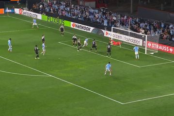 Ο Άσπας με δυνατή κεφαλιά ισοφάρισε για τη Θέλτα κόντρα στον ΠΑΟΚ