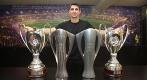 Ο Μάνταλος ανανέωσε το συμβόλαιο με την ΑΕΚ μέχρι και το 2026