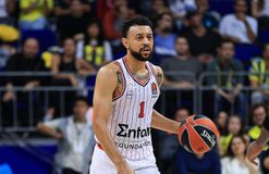 Εκτός 12άδας με Ρεάλ ο Γκος