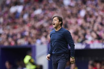 Αλμέιδα: «Υποσχέθηκα στον εαυτό μου να μην ξαναμιλήσω για τη διαιτησία»