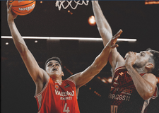 Ασταμάτητη η Βαλένθια, νέα «κατοστάρα» και 5x5 στην Ισπανία