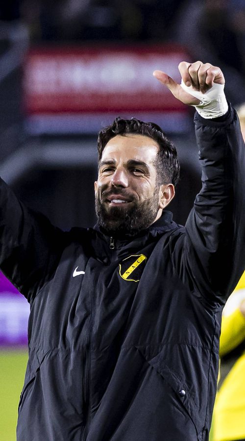 Ανατριχίλα, οι φίλοι της Μπρέντα αποθεώνουν τον Λάμπρου μετά τη διαδικτυακή επίθεση που δέχθηκε  (vid)