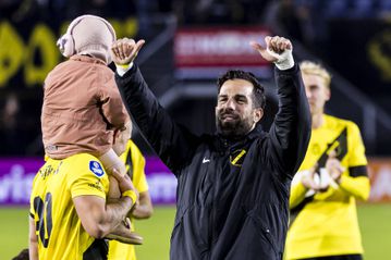 Ανατριχίλα, οι φίλοι της Μπρέντα αποθεώνουν τον Λάμπρου μετά τη διαδικτυακή επίθεση που δέχθηκε  (vid)