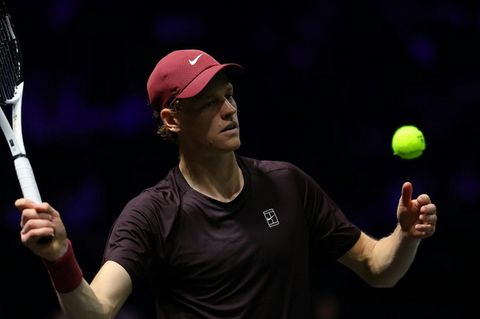 Ο Σίνερ κατέκτησε το Παρίσι και επέστρεψε στην κορυφή του κόσμου