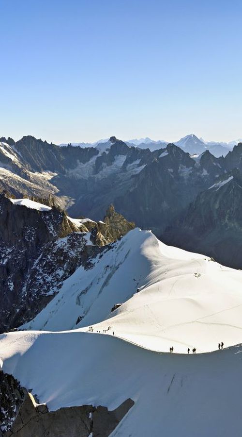 Τραγωδία στις Ιταλικές Άλπεις - Νεκροί πέντε ορειβάτες από χιονοστιβάδα
