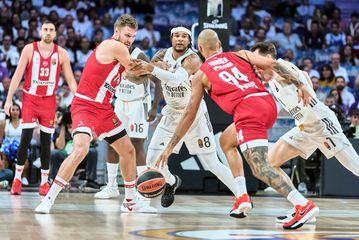 H συγκλονιστική αντίθεση στο παιχνίδι του Ολυμπιακού