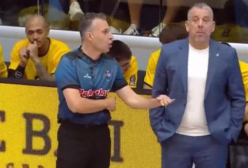 Ρεσιτάλ διαιτησίας στη Μύκονο με τεχνική ποινή για flopping (vid)