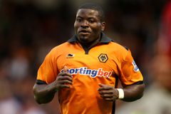 Σοκάρει πρώην παίκτης της Γουλβς: «Επρεπε να τρώω φίδια, πουλιά και ό,τι έβρισκα από τους κάδους»