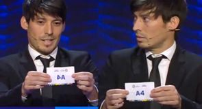 Επική γκάφα! Εξελισσόταν η διαδικασία της κλήρωσης του Euro και ακούγονταν ήχοι «ερωτικής» ταινίας – Τι σχολίασε ο υπεύθυνος (vid)