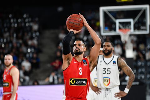 Πότε έρχεται στην Αθήνα ο Τζιάν Κλαβέλ για την ΑΕΚ