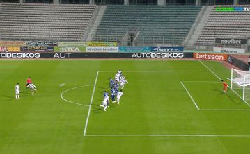 Φοβερό γκολ του Ασεχνούν με απευθείας εκτέλεση φάουλ για το 1-0 του Βόλου κόντρα στο Αιγάλεω