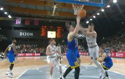 Ένταση με Πουλιανίτη και Χρόβατ στο Περιστέρι Ντιζόν (vid)