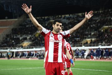 Τρία ντέρμπι, δύο ευρωπαϊκά και συνολικά οκτώ ματς σε έναν μήνα για τον Ολυμπιακό