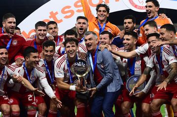 Ο Ρέτσος σήκωσε με τον Μεντιλίμπαρ το κύπελλο του Betsson Super Cup (vid)