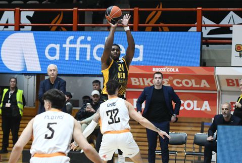 «Φρέναρε» τον Προμηθέα η ΑΕΚ και πήρε διπλό στην Πάτρα με εξαιρετικό Μπάρτλεϊ