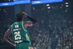 Ο Ναν είναι εκεί στα δύσκολα, αρκεί να μην είναι μόνος