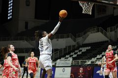 Ο ΠΑΟΚ καταγγέλει άσεμνη χειρονομία διαιτητή σε ανθρώπους του