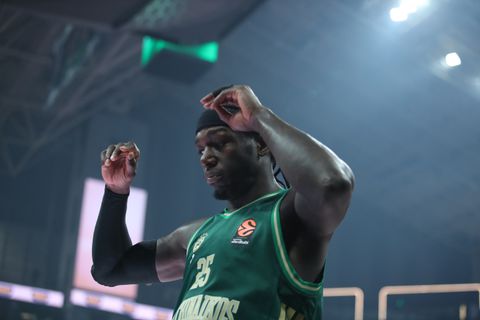 Του έλειψε η φαντασία, η σπίθα και ο... δεύτερος Ναν!