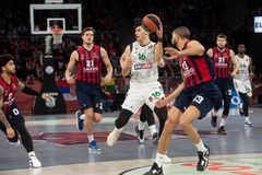 «Χάθηκε» για ένα δεκάλεπτο ο Παναθηναϊκός και ηττήθηκε στη Βιτόρια