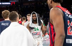 Ο Μπέικον απολογήθηκε μέσω Instagram: «Δεν θα έπρεπε να ξεσπάσω πάνω σας παιδιά»