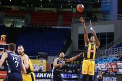 Χωρίς περιθώρια η ΑΕΚ στη Ρόδο, ο ΠΑΟΚ υποδέχεται τον ουραγό Απόλλωνα