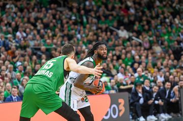 Το κάρφωμα του Λεσόρ στο Top-10 της Euroleague (vid)