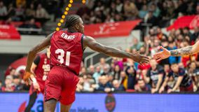 Περίπατος για την Μούρθια με το μυαλό στην ΑΕΚ