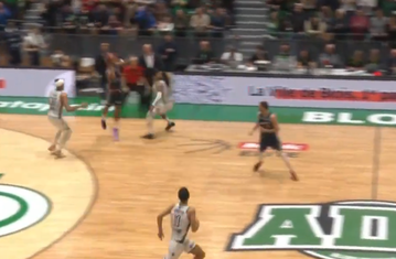 Αδιανόητο φινάλε στη Γαλλία με buzzer beater από τη μία μπασκέτα στην άλλη! (vid)