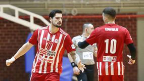 Συνεχίζει ακάθεκτος ο Ολυμπιακός - Δεύτερο διαδοχικό διπλό για τον ΠΑΟΚ