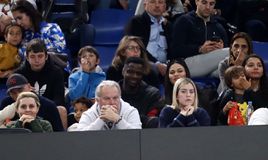 Ο Φαλ βρέθηκε στα Λιόσια και είδε Τσιτσιπά