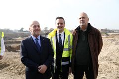 Μαλακατές: «Στόχος η παράδοση των εγκατάστασεων το 2026»