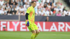 Ο θρυλικός Νόιερ συννεχίζει την περιπέτειά του με την Μπάγερν