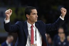 Ο Σφαιρόπουλος αποθέωσε τους φίλους του Ερυθρού: «Ήταν απίστευτοι, νιώθαμε πως παίζουμε εντός έδρας»