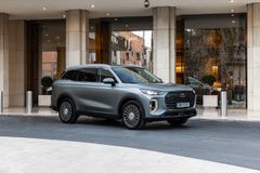 Οδηγούμε το νέο Chery Tiggo 9 PHEV AWD στην Ελλάδα