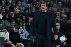 Αταμάν: «Όσοι προκαλούν στα media να συνεχίσουν να το κάνουν γιατί μου δίνουν δύναμη να συνεχίσω».