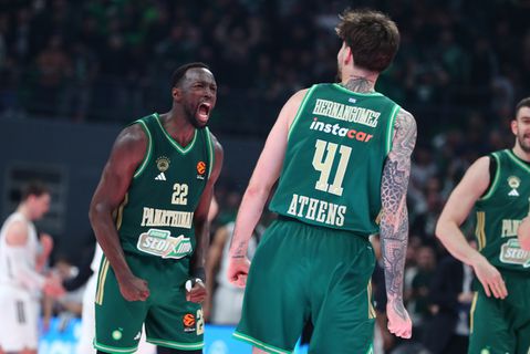 Ο "Ελ Σιντ" Σλούκας, ο Γκραντ που ντύθηκε Ναν και το καμίνι του ΟΑΚΑ που αποθέωσε τους... ξεφτιλισμένους